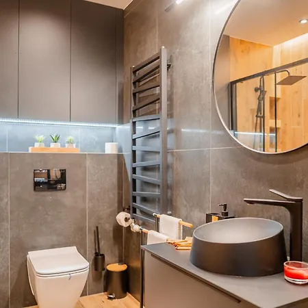 Appartement Podgorze - Parking, Balcony - By Rentujemy